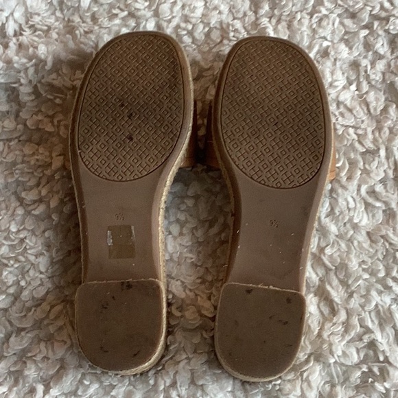 Tory Burch Fleming Low Heel Slide Espadrille Sandals, Size 9.5. - Picture 8 of 14